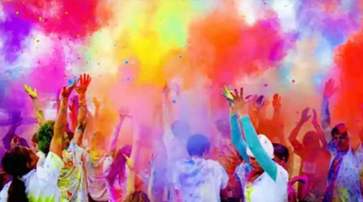 आज फागु पूर्णिमा, काठमाडौंसहित पहाडी जिल्लामा होली खेलिदै