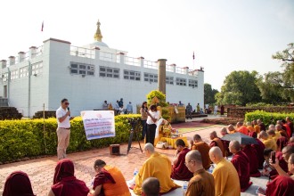 भाेटेकाेशि बाढी प्रभावितकाे स्मरणमा लुम्बिनीमा शान्ति प्रार्थना 