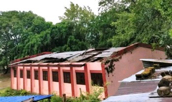 २ महिना भन्दा बढी समयसम्म पनि मर्मत नहुँदा कक्षा संचालन गर्न समस्या