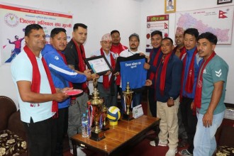 गुल्मीका पहिलो राष्ट्रिय भलिबल खेलाडी खरेल सम्मानित