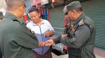 काठमाडौँ महानगरमा सार्वजनिक स्थानमा धुम्रपान गर्नेलाई जरिवाना गर्न शुरु