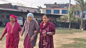 बुटवलमा उत्साहजनक मतदान [तस्विरहरु]