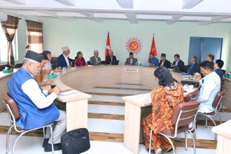 एमाले सचिवालय बैठक : ७० वर्षे उमेर हद र २ कार्यकालको व्यवस्था हटाउने, पदाधिकारी पनि घटाउने