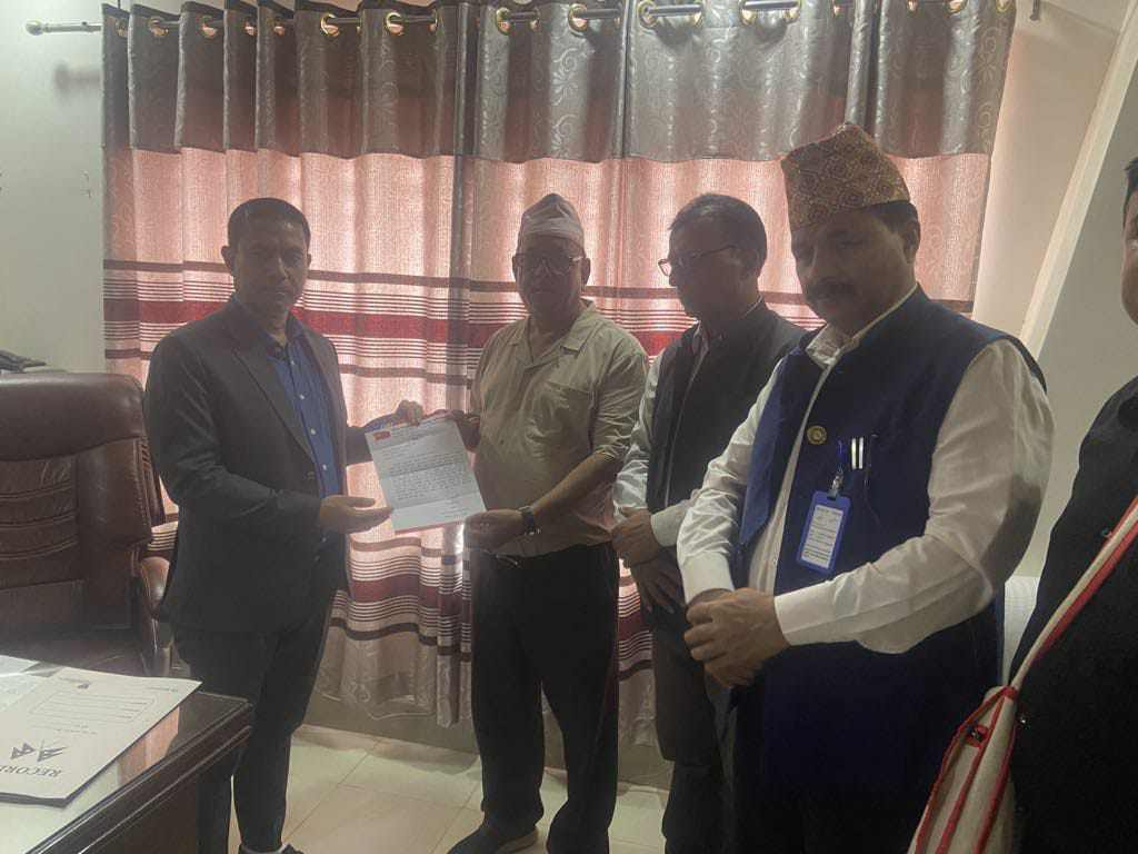 एकीकृत समाजवादी रुपन्देहीले प्रमुख जिल्ला अधिकारी मार्फत प्रधानमन्त्रीलाई पठायो स्मरण–पत्र