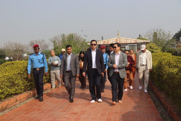 नेपालका लागि म्यानमरका राजदूत थान सीनद्धारा लुम्बिनी भ्रमण