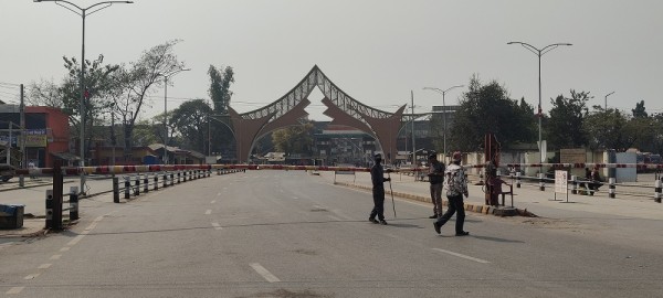 चुनावका लागि सीमानाका बन्द भएपछि सुनसान