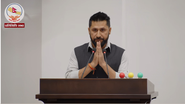 दलित समुदायमाथि सभापति लामिछानेले रोष्ट्रमबाट मागे माफी