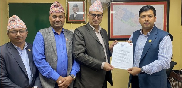 शिक्षक महासंघको आन्दोलन सुरु, ध्यानाकर्षण पत्र बुझायो