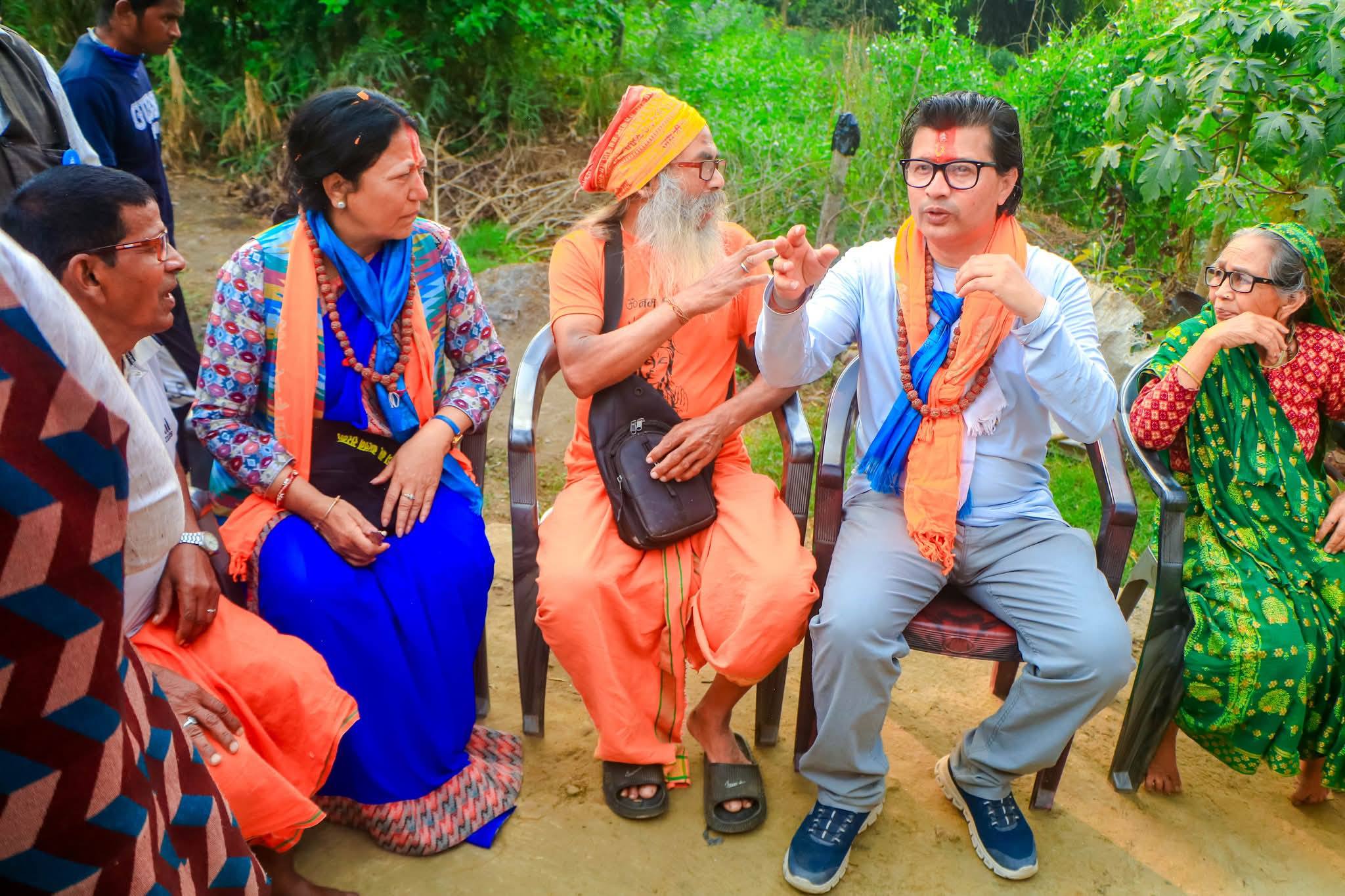 रुपन्देही ३ मा  लेखजंग थापाको घरदैलाे