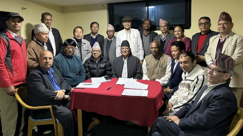 माओवादी-समाजवादीसहित आठ दलले गरे एकताको सहमतिपत्रमा हस्ताक्षर