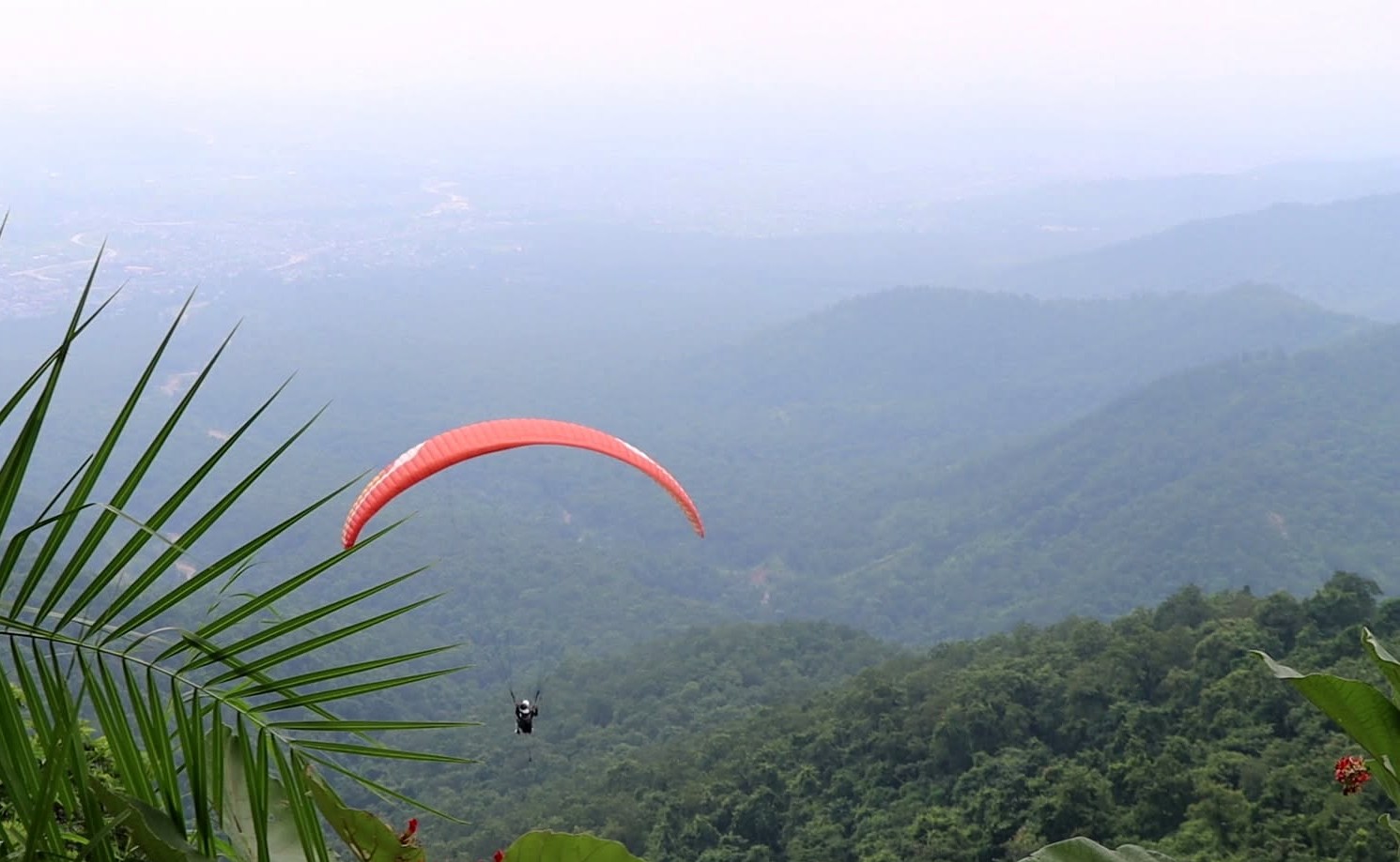 बुटवलको आकाशमा प्याराग्लाईडिङको सफल परीक्षण 