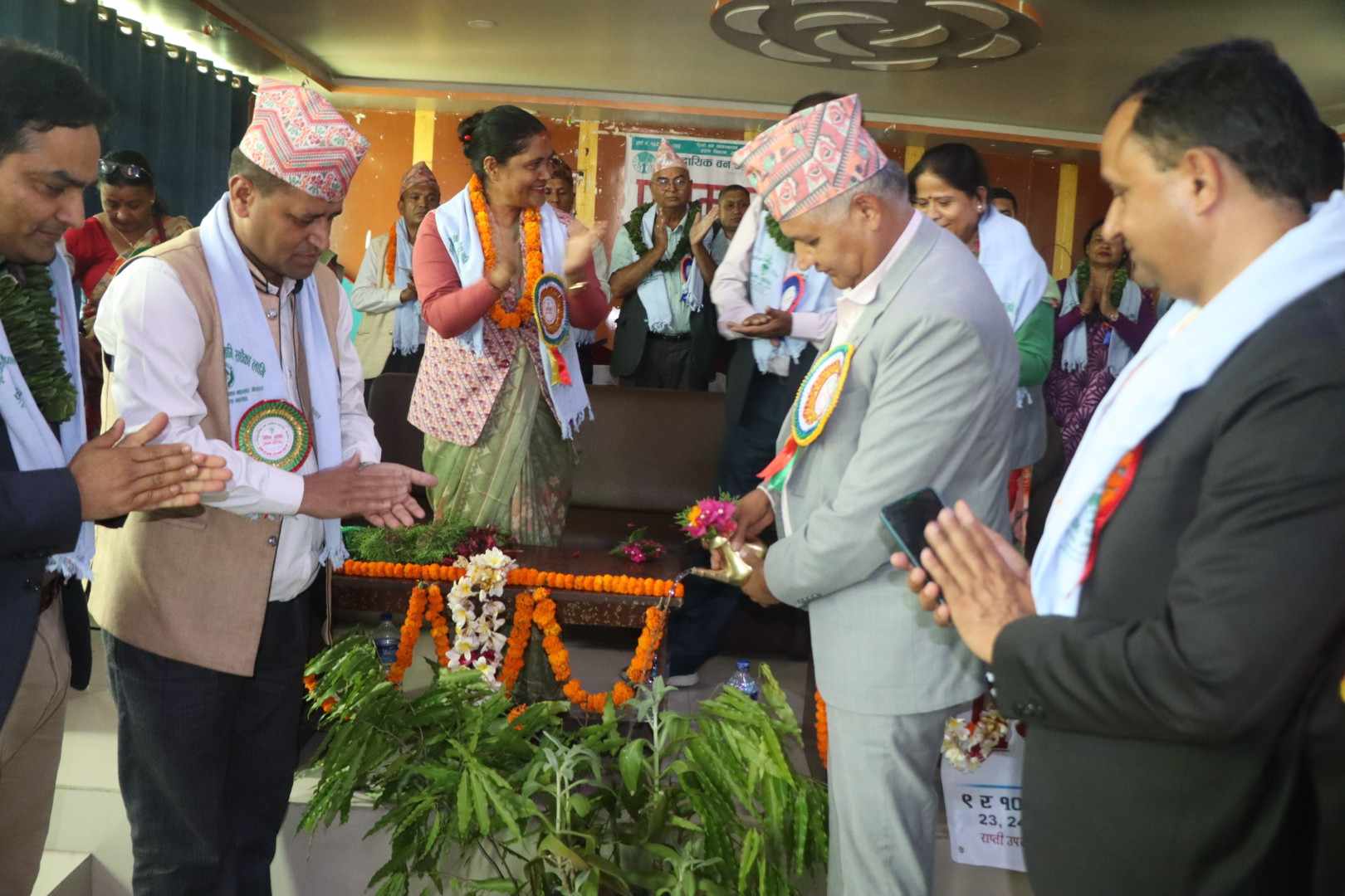 वन उपभोक्ताको सवालमा सरकार गम्भीर छ : मुख्यमन्त्री आचार्य 