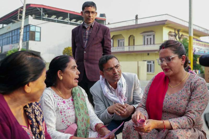 रुपन्देही २ मा  विश्वदीपको घरदैलाै : लोभमा देखाउन सक्छन्, सचेत रहनुहाेस्