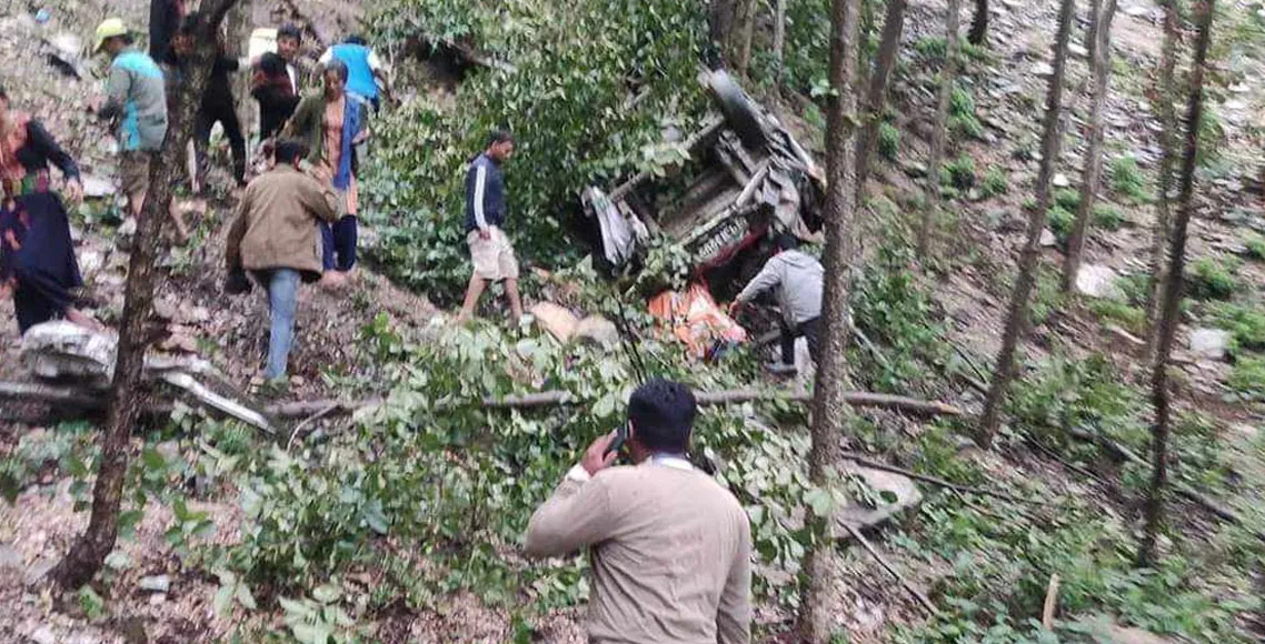 रोल्पा जिप दुर्घटनामा ज्यान गुमाएका २० जनाकै सनाखत (नामसहित)