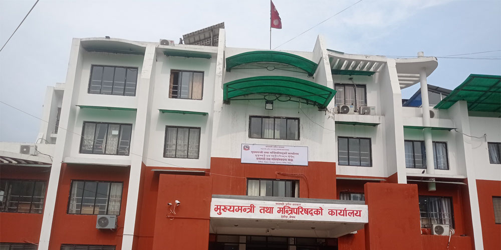 एमालेले टुङ्गो लगायो सरकारमा जाने मन्त्री, कांग्रेस छलफलमै