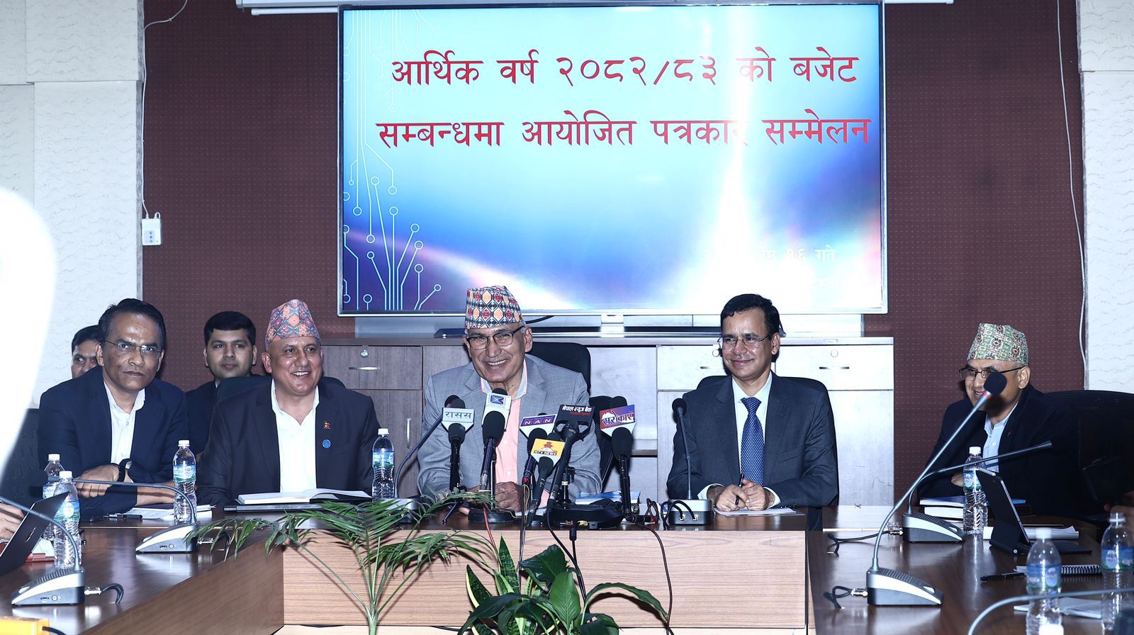 बजेट कार्यान्वयन हुन्छ : अर्थमन्त्री पौडेल