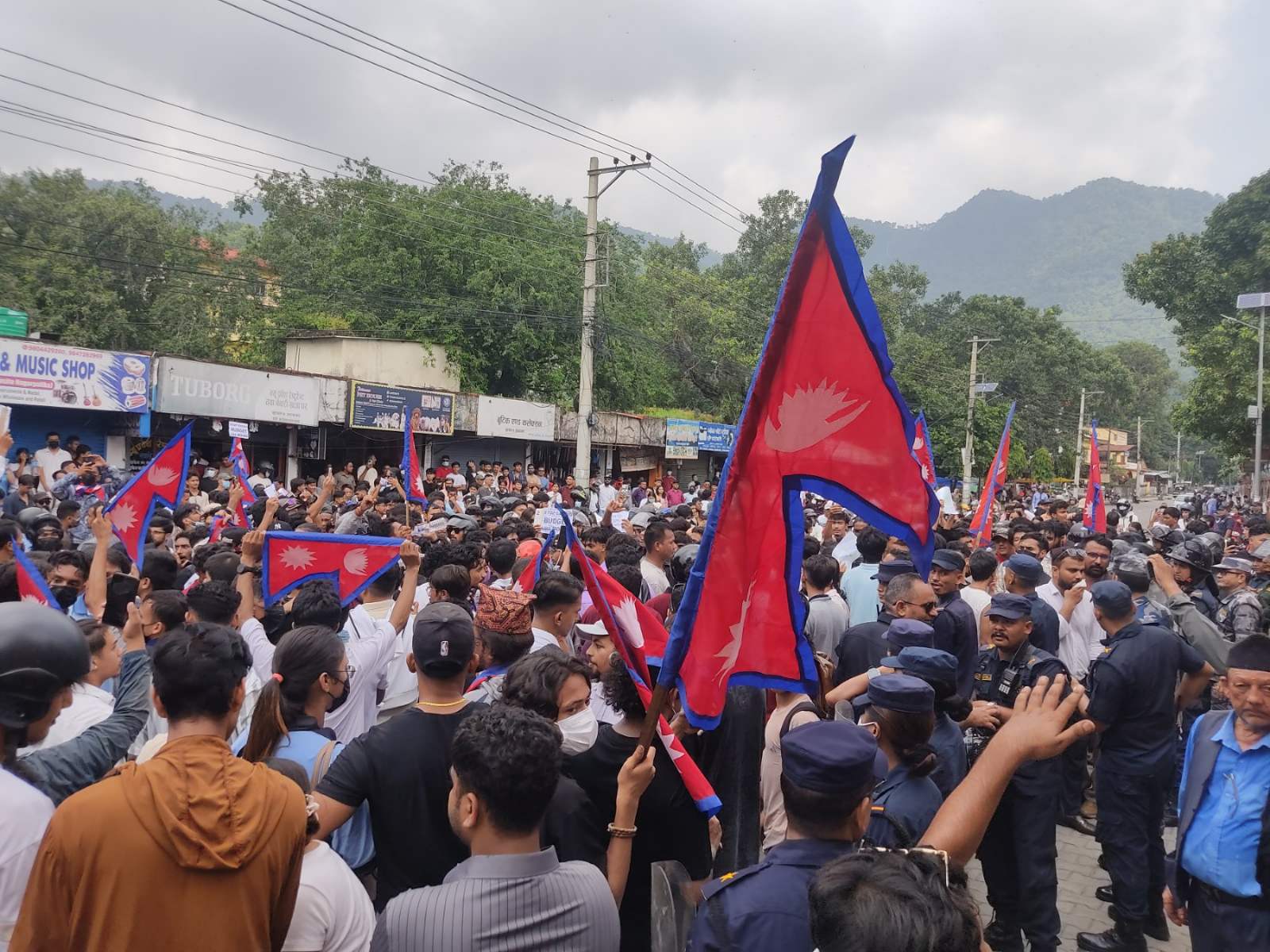 जेनजी पुस्ताको आन्दोलन चर्किएपछि बुटवल-भैरहवा क्षेत्रमा कर्फ्यु