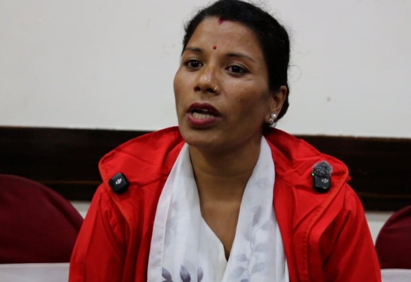 सैनामैनाका कार्यपालिका सदस्यले जग्गा नदिएको गुनासो